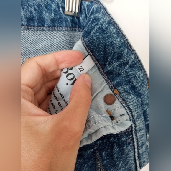 NWOT Boyish The Mikey Jean- Mirror Blue, Size 22 - Picture 9 of 9